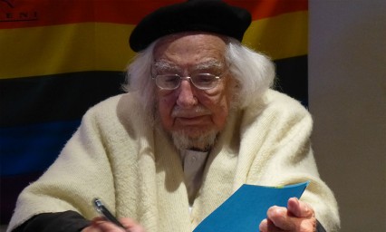 Ernesto Cardenal, en hospital por infecci&oacute;n renal