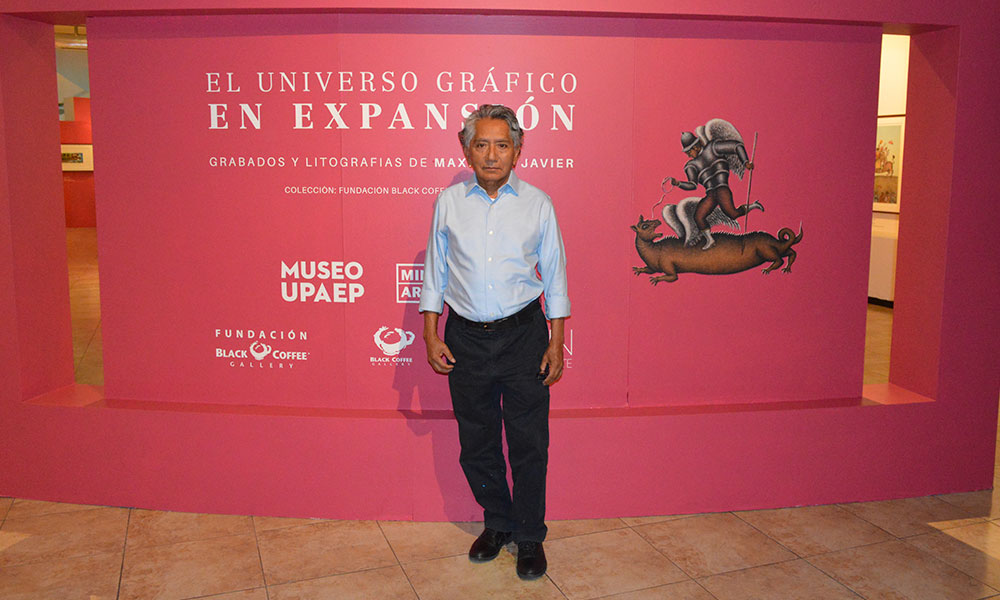 Expone Maximino Javier 34 piezas de colección en Puebla