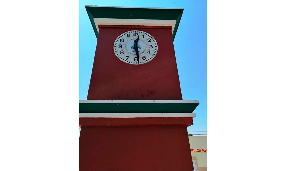 Reviven reloj después de 15 años de Tilapa