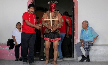 Engrillados, el otro v&iacute;acrucis en Atlixco