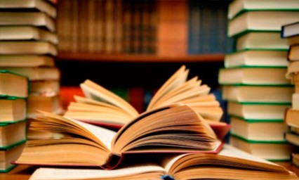 Escriben un libro usando emoticones