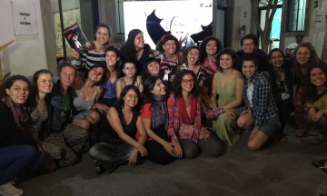 Estamos construyendo ser mujeres payasas