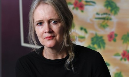 La obra se concibe en asociaciones y miradas