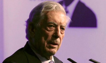 Re&uacute;ne Bienal a m&aacute;s de 30 escritores