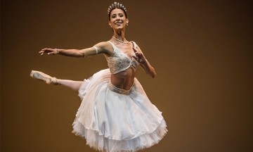 No vivo en México, pero sí mi corazón y alma: Elisa Carrillo