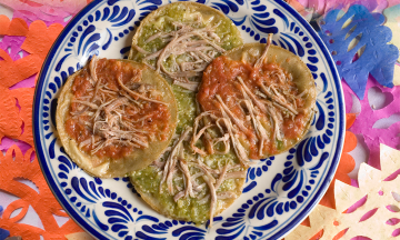 Las chalupas, antojito con sabor a Puebla