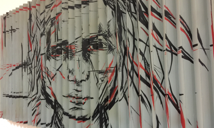 Comparten j&oacute;venes 25 piezas de arte