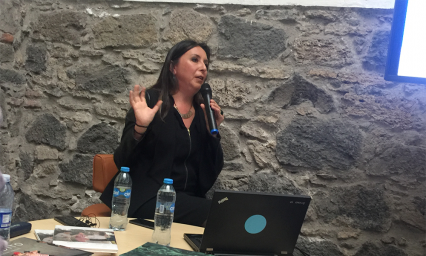 Realizan charla sobre la colecci&oacute;n