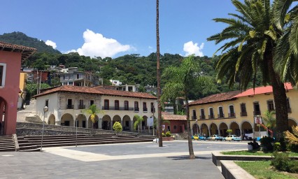 Ind&iacute;genas preservan la riqueza cultural en Puebla