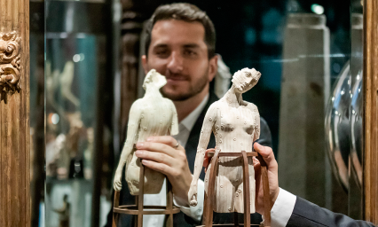 El artista debe ser popular, la obra debe ser exclusiva: Restrepo