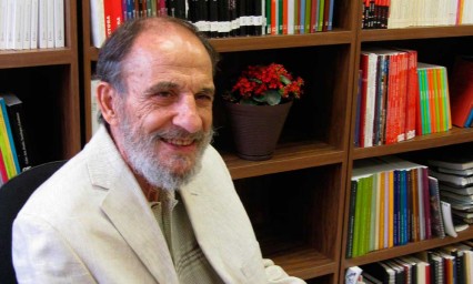 Muere el ling&uuml;ista Ra&uacute;l Dorra