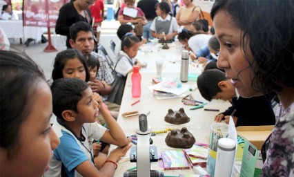 A trav&eacute;s de la ciencia buscan acercar a ni&ntilde;os al arte