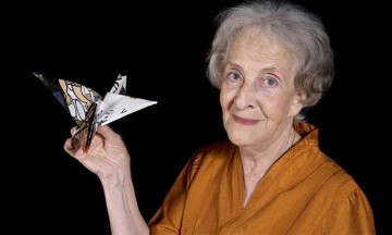 El poema es como un cuerpo que nosotros desnudamos: Ida Vitale