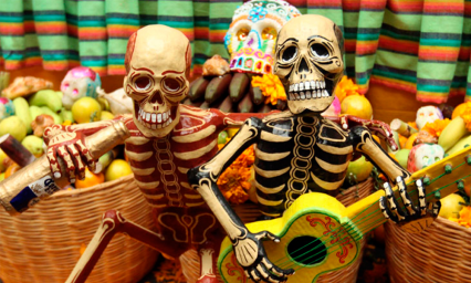 Nuestras festividades son s&aacute;tira de las personas pudientes: Mario Stalin