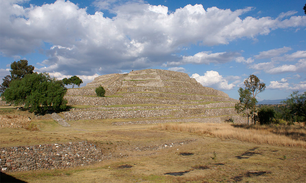 Celebran XXV aniversario de zona arqueológica Xochitécatl