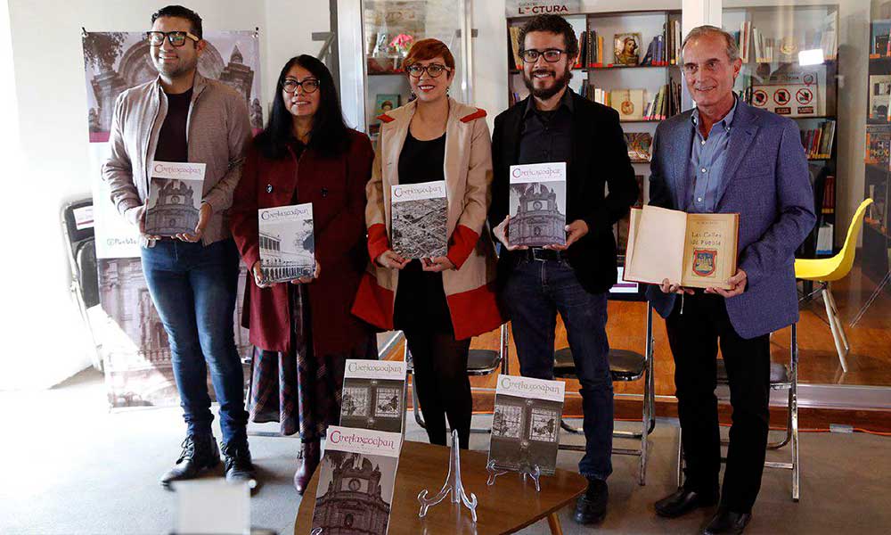 Presentan revista sobre la historia de Puebla