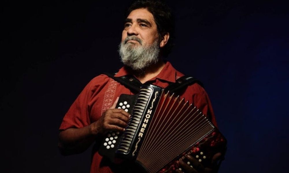 Emiten concierto de Óscar Chávez y el homenaje a Celso Piña