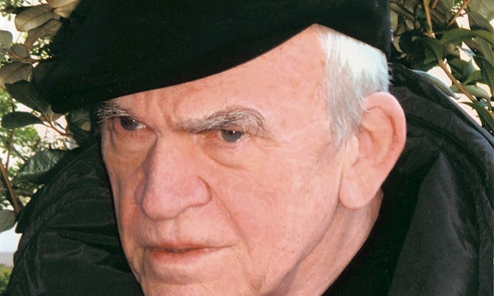 Milan Kundera gana el premio literario checo Franz Kafka
