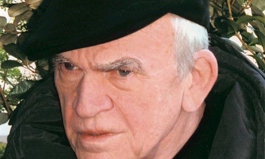 Milan Kundera gana el premio literario checo Franz Kafka