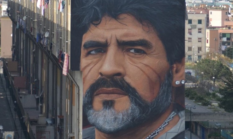 Libros, cómics, arte...la cultura también le rindió homenaje a Maradona