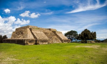 Evocan el descubrimiento de la Tumba 7 de Monte Albán y las nuevas lecturas del sepulcro oaxaqueño