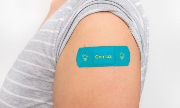 Festival de Poesía lleva los versos a los curitas de las vacunas de Covid-19