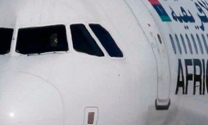 Liberan a pasajeros secuestrados en vuelo de Libia