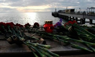Hallan restos del avi&oacute;n ruso derribado sobre el Mar Negro