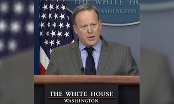 Veta la Casa Blanca a medios críticos a Trump