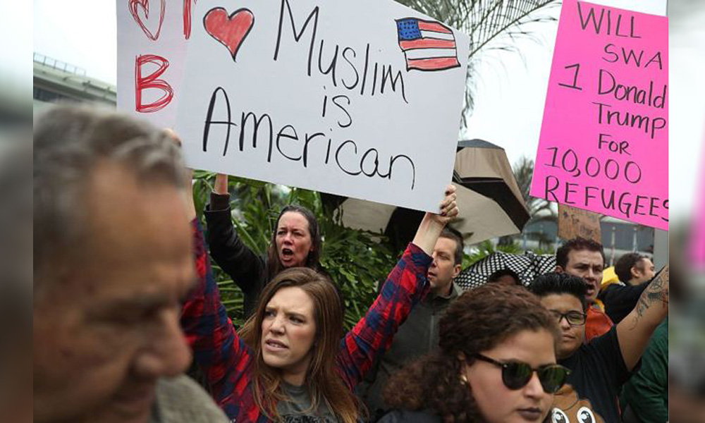 Firmará Trump nuevo decreto migratorio