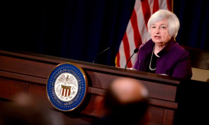 Eleva Fed los tipos de inter&eacute;s al 1 por ciento