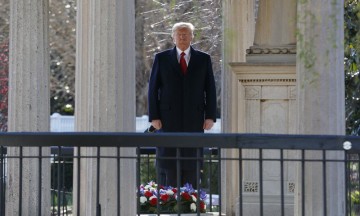 Recorta Trump programas sociales y aumenta gasto en defensa  Recorta Trump programas sociales y aumenta gasto en defensa