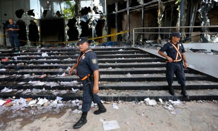 Disturbios por ley de reelecci&oacute;n dejan un muerto en Paraguay