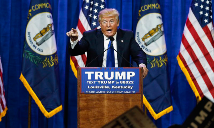 Juez rechaza argumentos de Trump frente a manifestantes