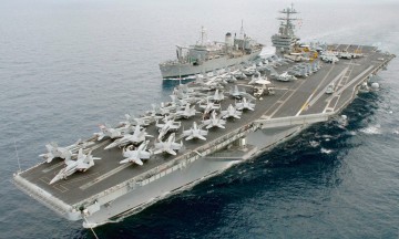 Viaja portaaviones de EU a la Península de Corea