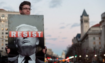 Fustigan pol&iacute;tica clim&aacute;tica de Trump en su d&iacute;a 100 de gobierno