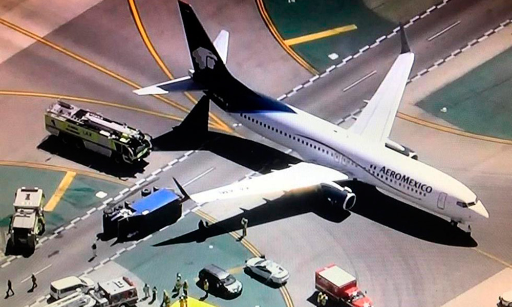 Avión de Aeroméxico golpea a camión en aeropuerto de LA