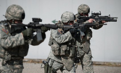Ej&eacute;rcito de EU debe apoyar a M&eacute;xico contra el narco: Cruz