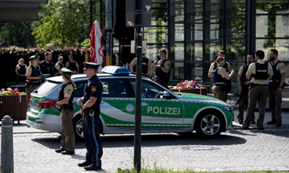 Deja varios heridos tiroteo en operación policial en Alemania