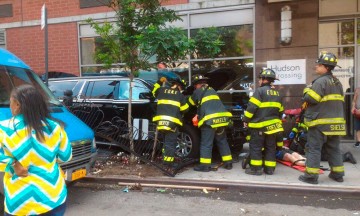 Veh&iacute;culo arrolla a peatones en Manhattan; hay 10 lesionados
