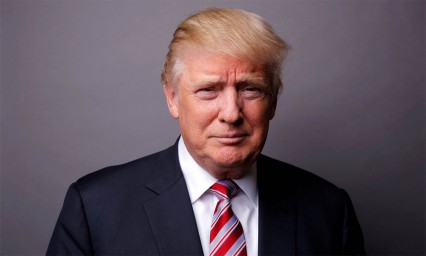 Trump: El FBI "me est&aacute; investigando" por despedir a Comey