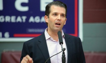 Trump Jr se reunió también con exespía ruso