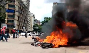 Enfrentamientos en varias ciudades de Venezuela