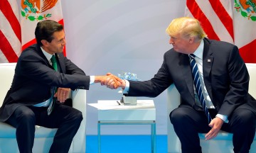 Trump afirma que Peña Nieto elogió política de migración