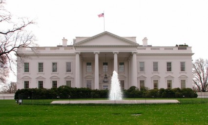 Donald Trump aplica sanciones econ&oacute;micas a Venezuela