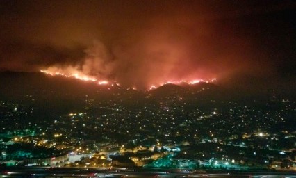 Los &Aacute;ngeles sufre el mayor incendio de su historia