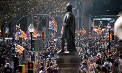 Declara Parlamento independencia de Catalu&ntilde;a