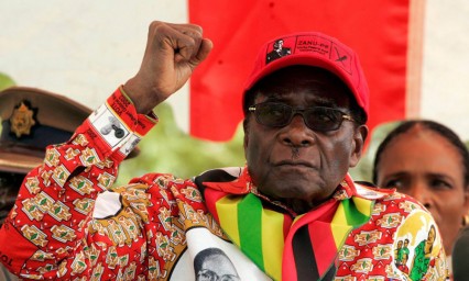 Renuncia presidente de Zimbabue tras 37 a&ntilde;os en el poder