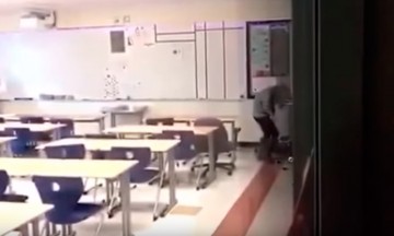 Video: Captan a maestra drog&aacute;ndose en sal&oacute;n de clases