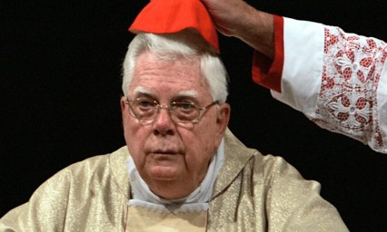 Muere arzobispo que encubri&oacute; abusos sexuales en Boston